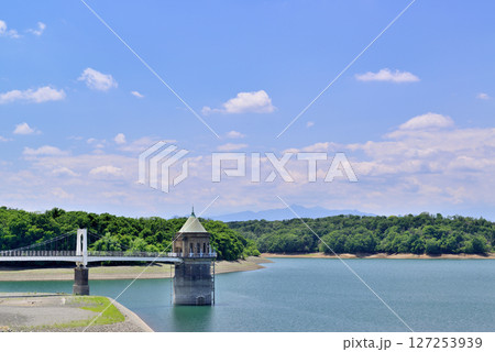 埼玉県 人造湖 狭山湖の取水塔 埼玉県 人造湖 狭山湖の取水塔 127253939