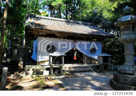 宇宙エネルギーが降注ぎ京の都の鬼門を護る… 鞍馬寺『魔王殿』 宇宙エネルギーが降注ぎ京の都の鬼門を護る… 鞍馬寺『魔王殿』 127255459