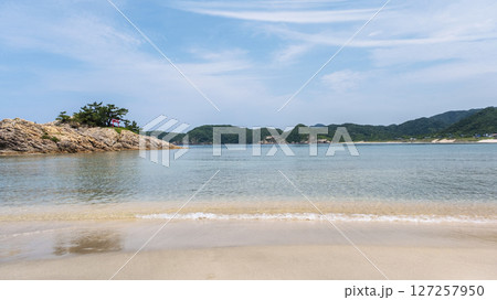 岩美ブルーの浜辺（浦富海水浴場付近） 127257950
