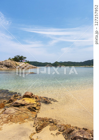 岩美ブルーの浜辺（浦富海水浴場付近） 127257952