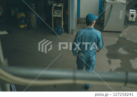 自動車整備工場 自動車整備工場 127258241