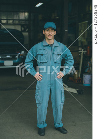 自動車整備工場 自動車整備工場 127258248