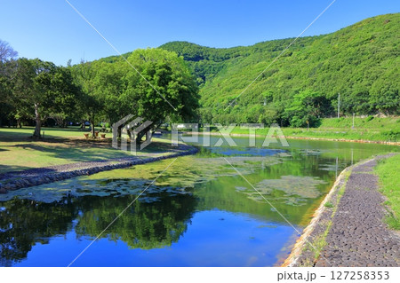 【愛媛県】快晴の須ノ川公園(ゆらり内海) 【愛媛県】快晴の須ノ川公園(ゆらり内海) 127258353