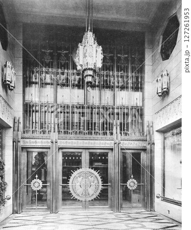 戦前の建築　デパート　伊勢丹 127261953