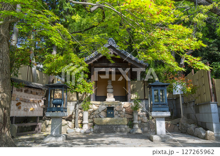 須磨寺　平敦盛の首塚 127265962