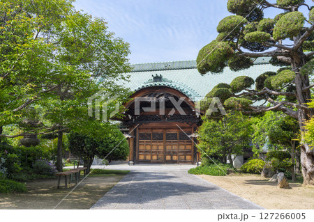 須磨寺　本坊　圧巻の宮彫りが施された正面玄関 127266005