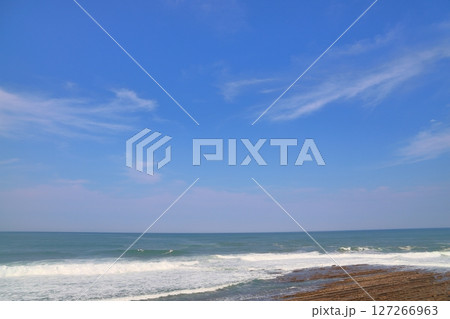 海岸 波 青空 海岸 波 青空 127266963