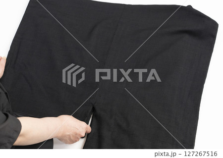 男性着物のたたみ方 127267516