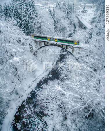 冬の只見線 127269359