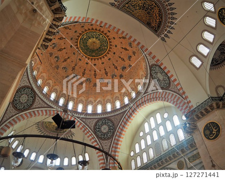 トルコ建築の最高傑作　スレイマニエ・モスク 127271441