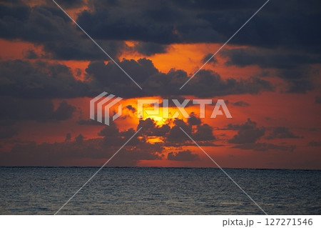 Scenic sunrise over Indian Ocean in African Zanzibar island in Tanzania 127271546