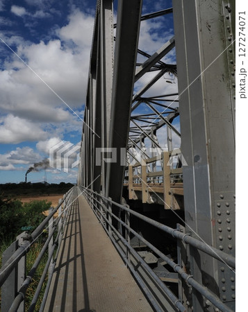 Burdekin Bridgeを歩く　Home Hill QLD オーストラリア 127274071