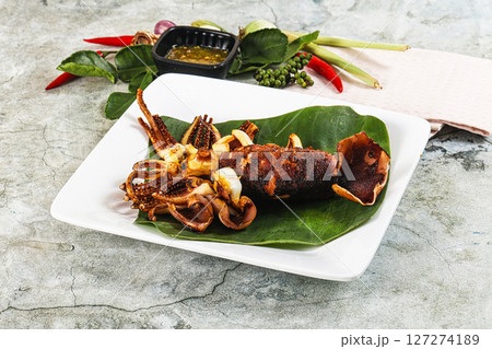 Delicous Grilled squid with sauce Delicous Grilled squid with sauce 127274189