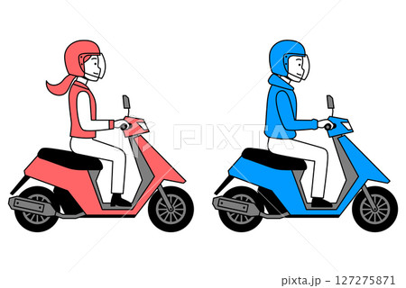 原付バイクを運転する若い男女　セット 127275871