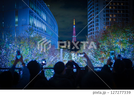 ライトアップと東京タワー 127277339