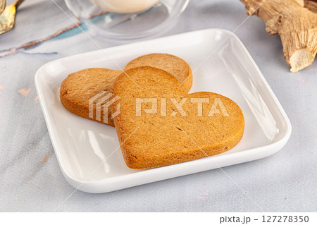 Sweet ginger cookies for snack 127278350