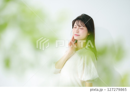 女性 スキンケア 女性 スキンケア 127279865