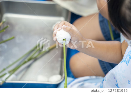 子供たちの笹巻き作り 子供たちの笹巻き作り 127281953