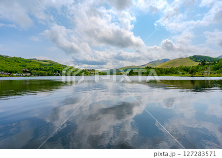 長野県 白樺湖周辺の風景 長野県 白樺湖周辺の風景 127283571