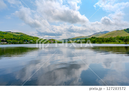 長野県 白樺湖周辺の風景 長野県 白樺湖周辺の風景 127283572