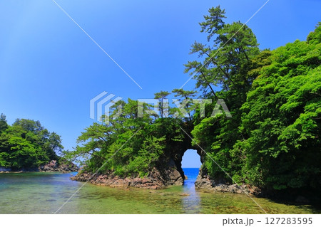 【福井県】快晴の城山公園（明鏡洞） 127283595