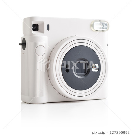 White retro  instant camera isolated on white background 127290992