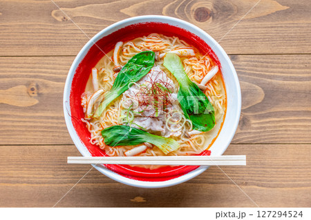 酸辣湯麺 127294524