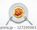 ミートパスタの盛り付け 127295063