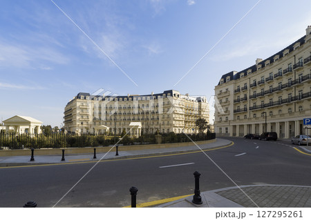 アゼルバイジャン・バクーの新興住宅地 / "Baku White City", Azerbaijan アゼルバイジャン・バクーの新興住宅地 / "Baku White City", Azerbaijan 127295261