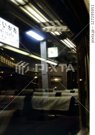 鉄道博物館 181系車窓 127295951