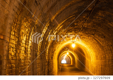 明治宇津ノ谷隧道 127297609