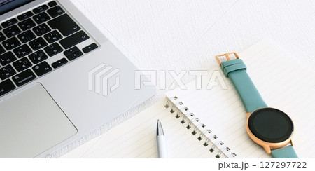 ビジネスイメージ バナー素材 時間管理 時短 効率化 白い背景 2:1 ビジネスイメージ バナー素材 時間管理 時短 効率化 白い背景 2:1 127297722