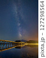 青森県 鶴の舞橋と岩木山にかかる天の川09 127298564