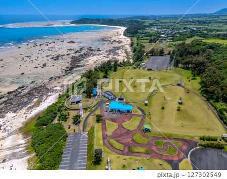 奄美大島　あやまる岬　ドローン空撮 127302549