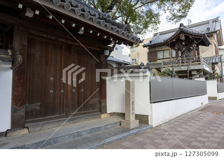 常光寺の門／大阪・淀川区（2025年1月撮影） 127305099