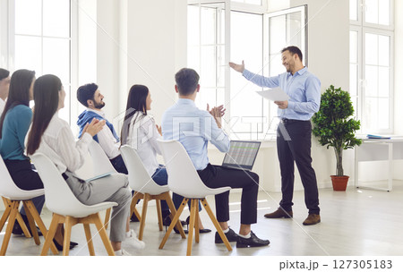Boss Conducting Work Group Meeting For Office Team Boss Conducting Work Group Meeting For Office Team 127305183