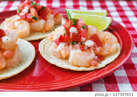 海老のタコス Shrimp tacos (Tacos de camarón) 127305651