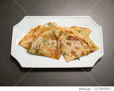 葱油餅　台湾食 127305952