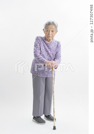 89歳のおばあさん 127307498