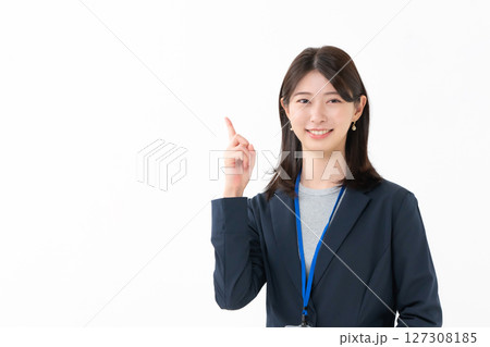 女性 ノートパソコン 女性 ノートパソコン 127308185