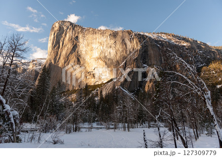 Yosemite Valley on a bright winter afternoon Yosemite Valley on a bright winter afternoon 127309779