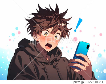 スマホ画面を見て赤面しながら驚く若い男性 127310351