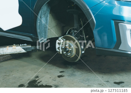 車の足回り 127311185