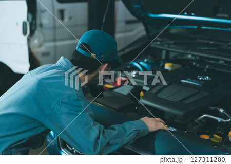 自動車整備士 127311200