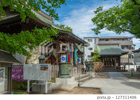 松戸神社と末社の秋葉神社の境内 松戸神社と末社の秋葉神社の境内 127311406