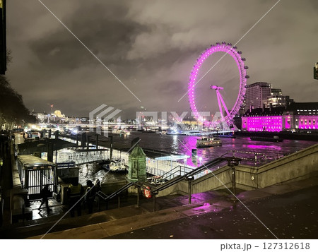 2023-2024 カウントダウン　ロンドン 127312618