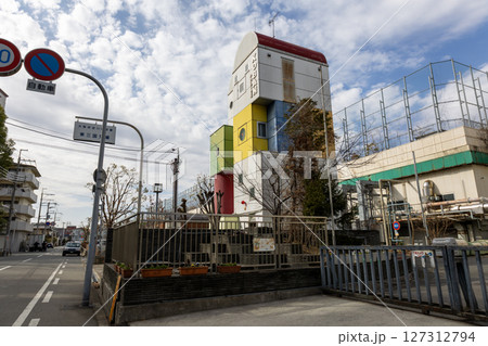大阪／淀川警察署 東三国交番（2025年2月撮影） 127312794