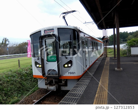 一畑電車　松江フォーゲルパーク駅（島根県） 127312853