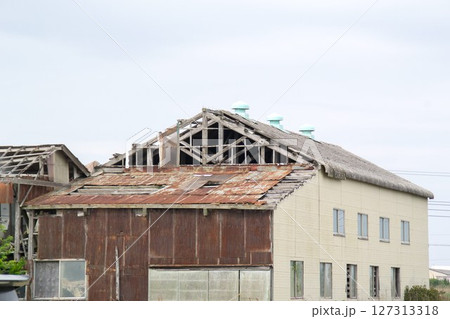 廃棄した倉庫 127313318