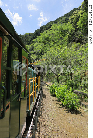 マイントピア別子の鉱山観光鉄道 127314312